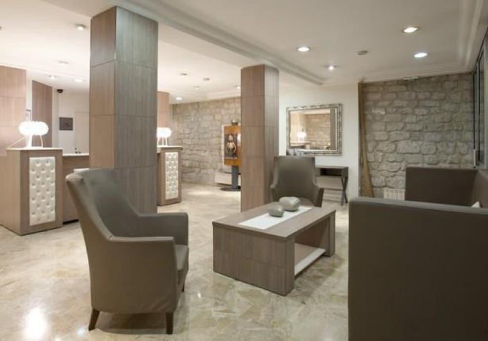 Hotel Lebron Paris Exterior photo