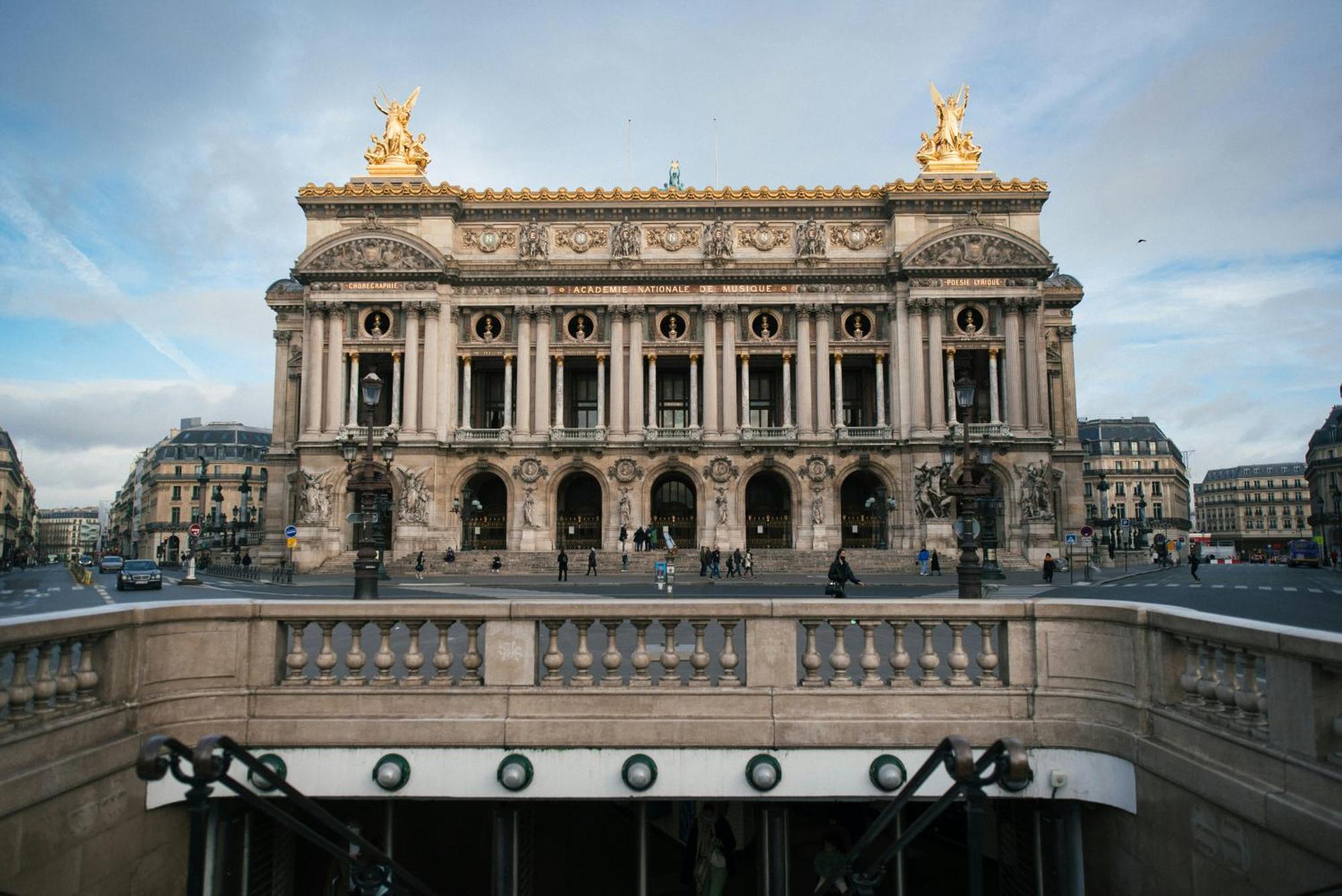 Hotel Lebron Paris Exterior photo
