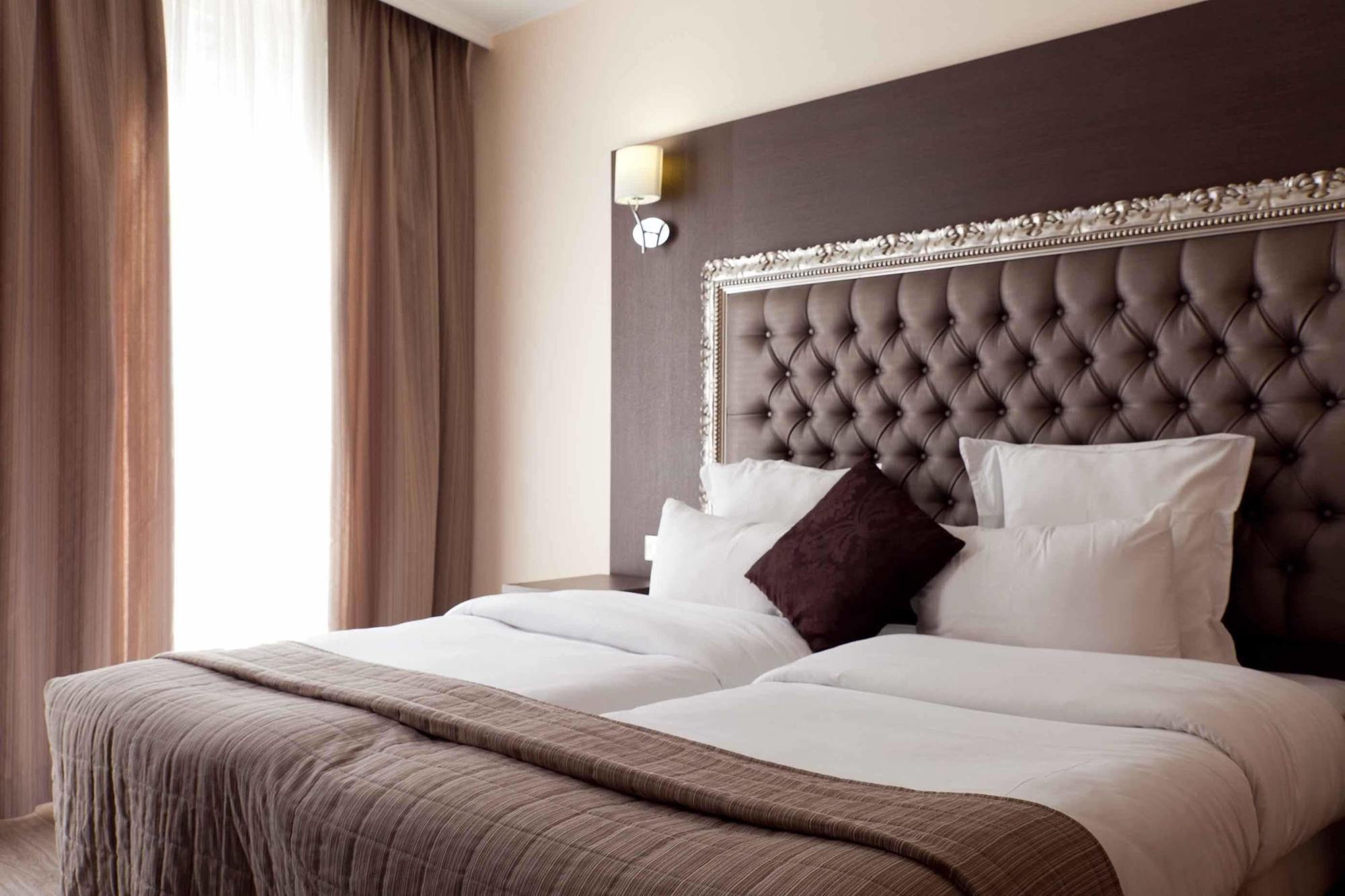 Hotel Lebron Paris Exterior photo