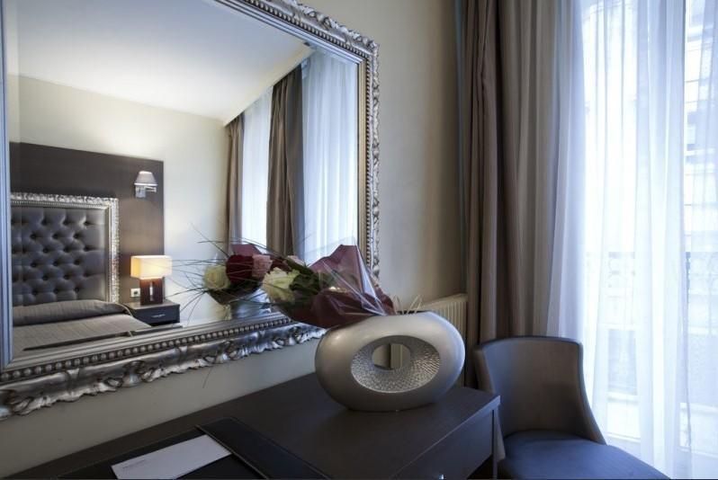 Hotel Lebron Paris Exterior photo