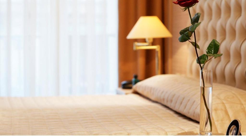 Hotel Lebron Paris Exterior photo